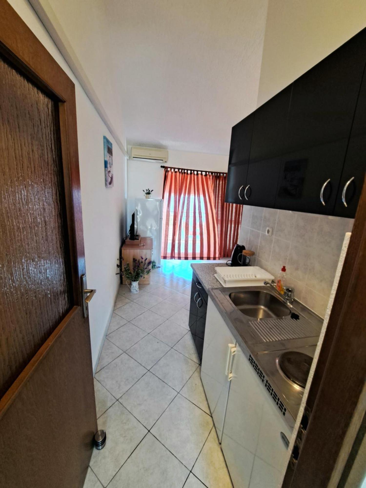 Apartments Toni Τρογκίρ Εξωτερικό φωτογραφία