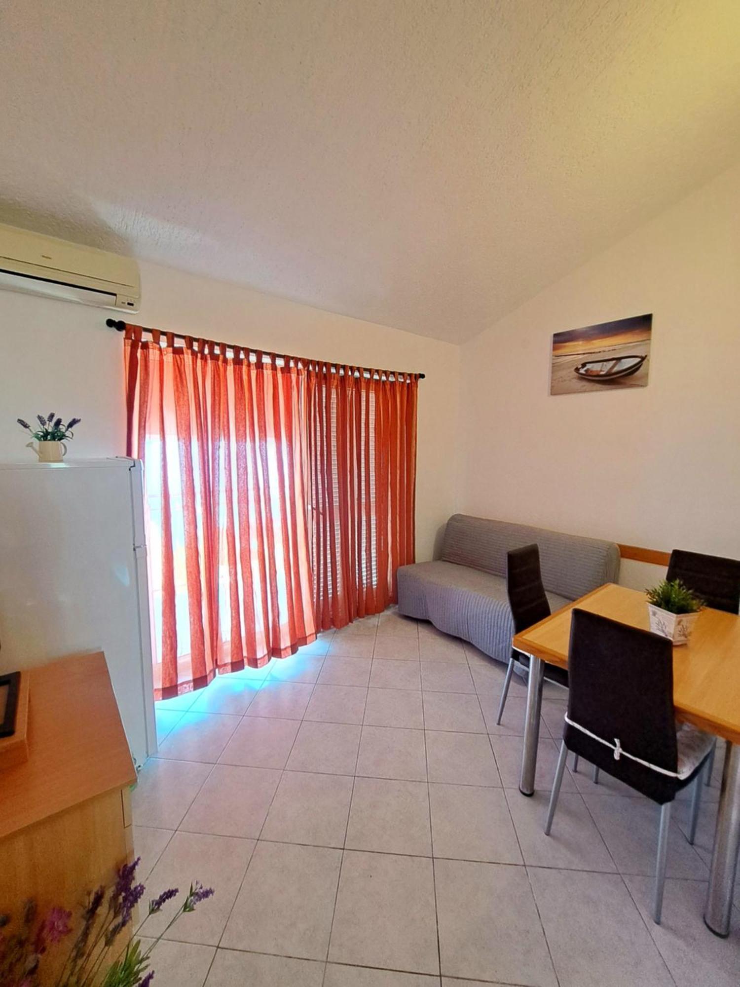 Apartments Toni Τρογκίρ Εξωτερικό φωτογραφία