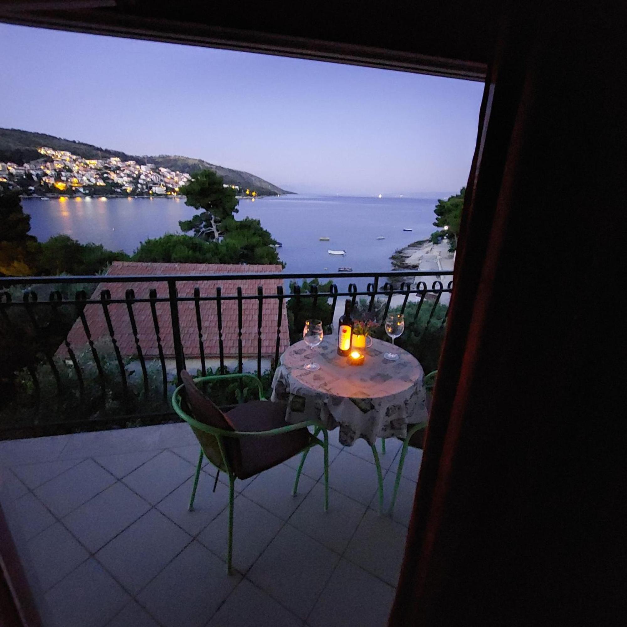 Apartments Toni Τρογκίρ Εξωτερικό φωτογραφία